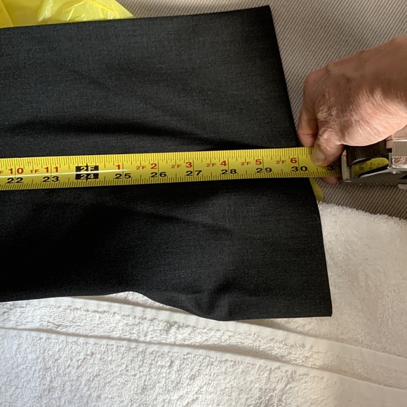 Joseph Abboud suit. - Picture 15 of 16